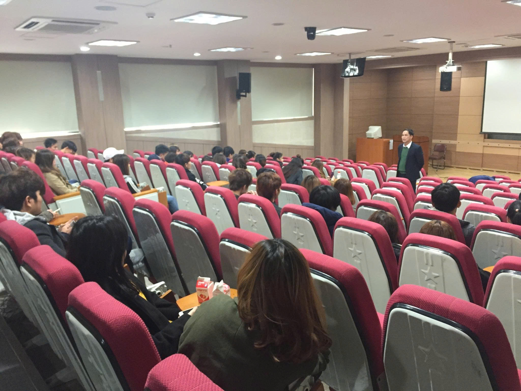 Chương trình Điều dưỡng - đào tạo & định hướng